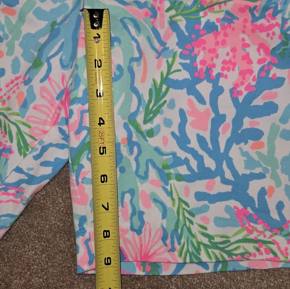 Men's Lilly Pulitzer Beaumont Shorts - Picture 5 of 6